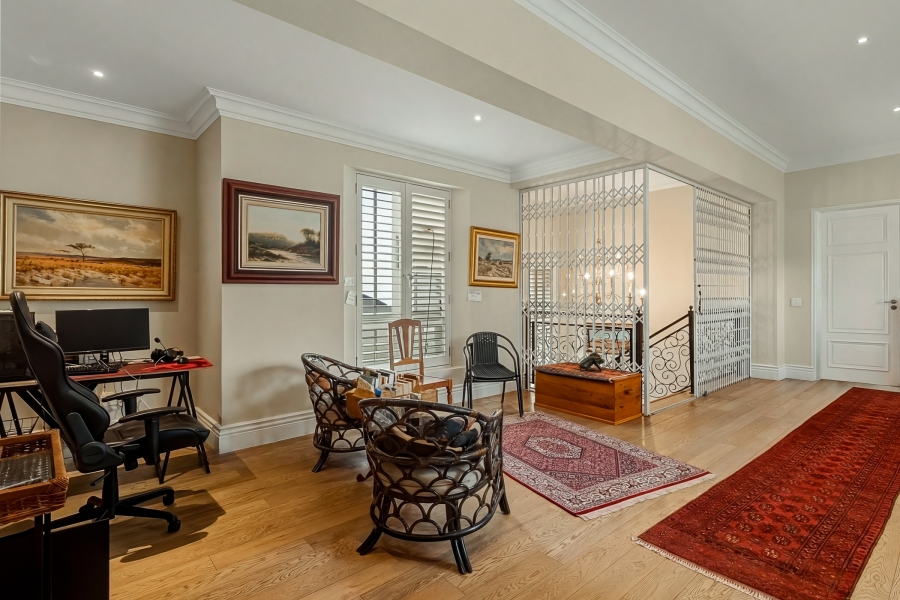 5 Bedroom Property for Sale in Somerset West Rural Western Cape